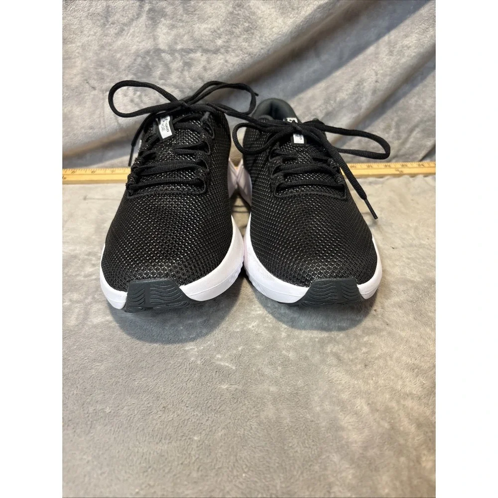Under Armour men's UA Charged Surge 4 Sneaker 3027000 001 Black